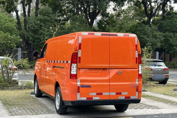Used Ruichi EC75 2023 Pioneer Model I 41.85 kWh Exterior 4