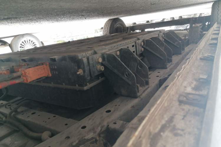 Used Ruichi EC75 2024 Pioneer Model I 50.38 kWh Chassis Front Right