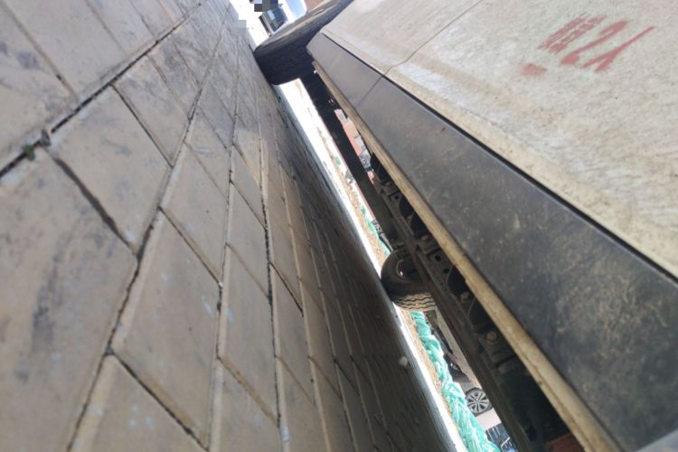 Used Ruichi EC75 2024 Pioneer Model I 50.38 kWh Chassis Front Right