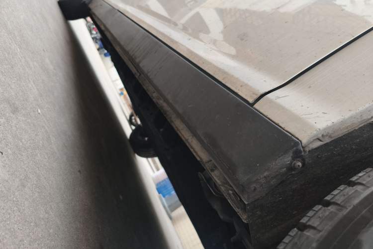 Used Ruichi EC75 2024 Pioneer Model I 50.38 kWh Chassis Rear Left