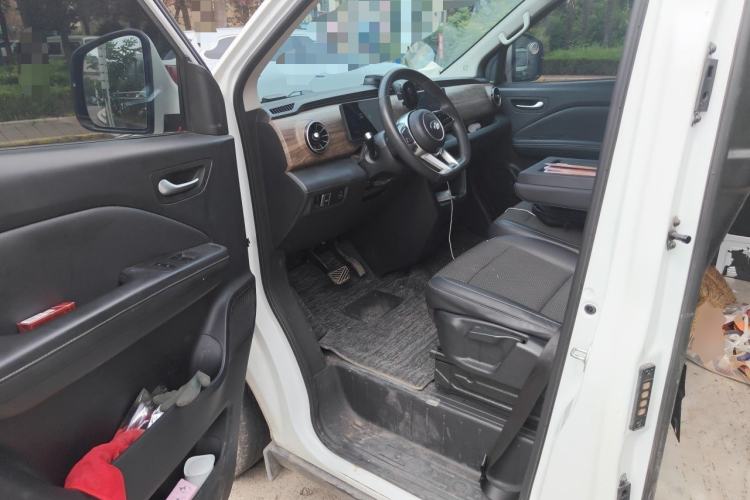 Used Ruichi EC75 2024 Beyond Edition I 50.38 kWh Driver Seat