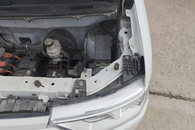 Used Ruichi EC75 2024 Beyond Edition I 50.38 kWh Engine Bay Left