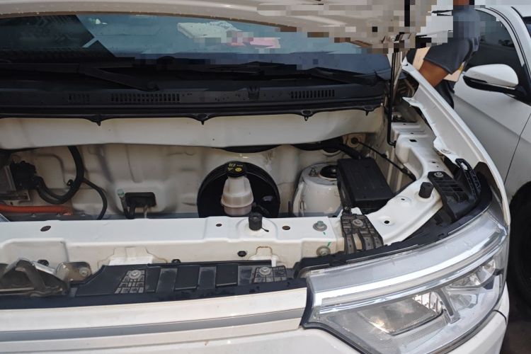 Used Ruichi EC75 2024 Beyond Edition I 50.38 kWh Engine Bay Left