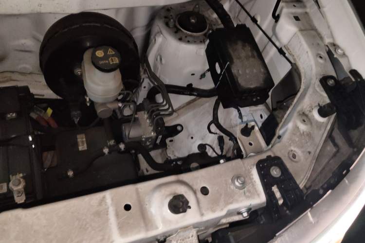 Used Ruichi EC75 2024 Pioneer Model I 41.5 kWh Engine Bay Left