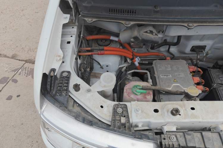 Used Ruichi EC75 2024 Beyond Edition I 50.38 kWh Engine Bay Right
