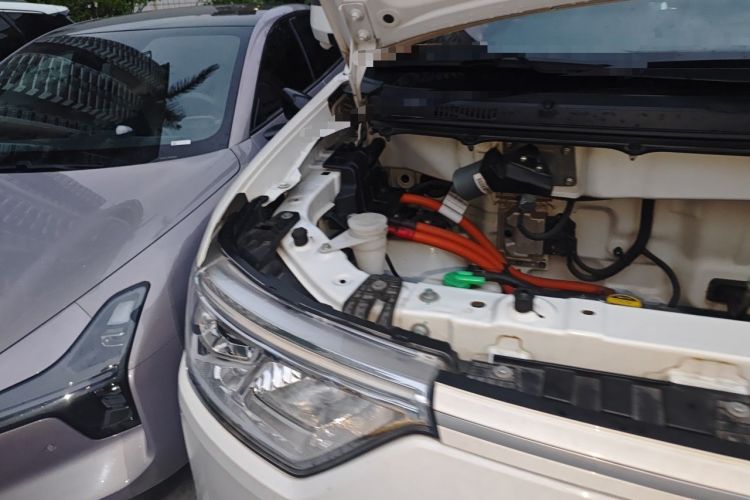 Used Ruichi EC75 2024 Beyond Edition I 50.38 kWh Engine Bay Right