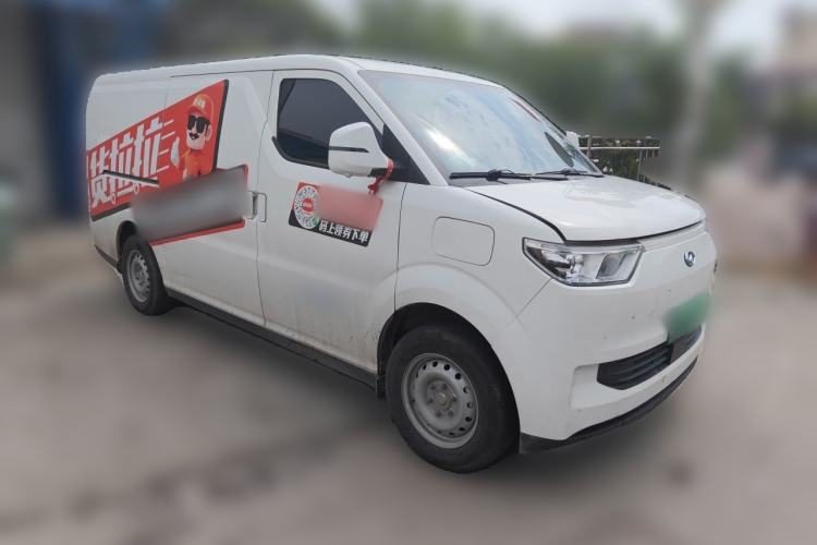 Used Ruichi EC75 2024 Beyond Edition I 50.38 kWh Front Right 45 Deg