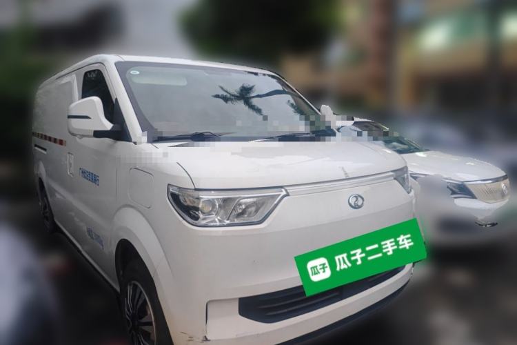 Used Ruichi EC75 2024 Beyond Edition I 50.38 kWh Front Right 45 Deg