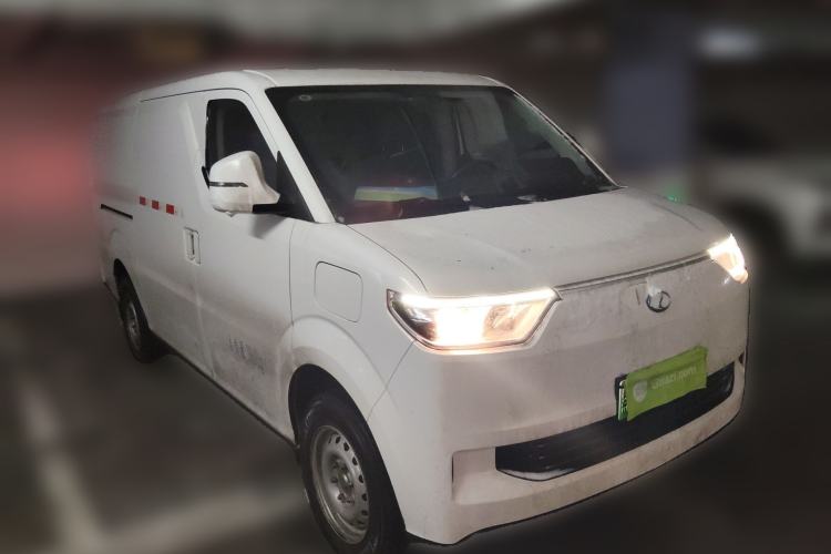 Used Ruichi EC75 2024 Pioneer Model I 41.5 kWh Front Right 45 Deg
