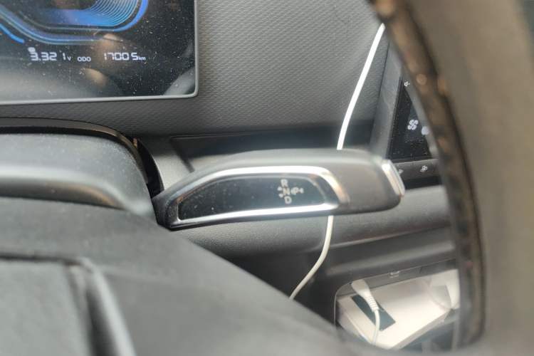 Used Ruichi EC75 2024 Pioneer Model I 50.38 kWh Gear Lever