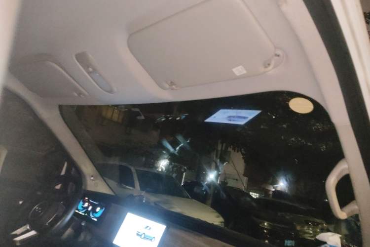 Used Ruichi EC75 2024 Beyond Edition I 50.38 kWh Headliner