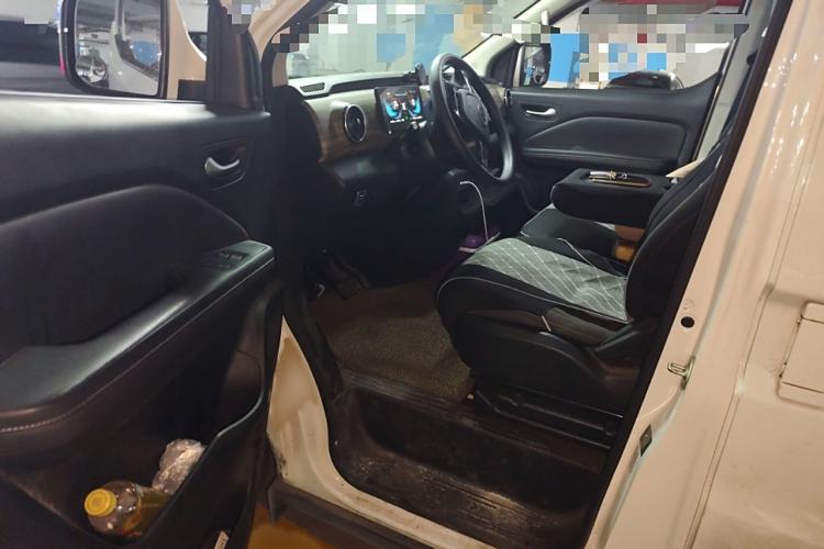 Used Ruichi EC75 2024 Pioneer Model I 41.5 kWh Interior 3