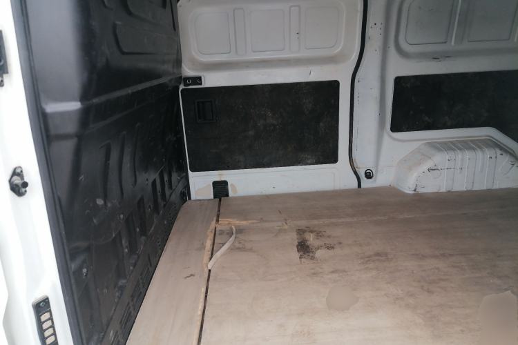 Used Ruichi EC75 2024 Pioneer Model I 50.38 kWh Left Rear Seat