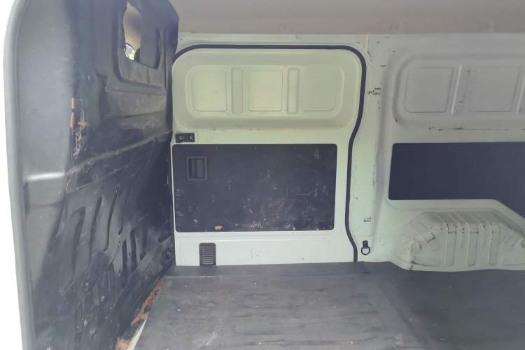 Used Ruichi EC75 2024 Pioneer Model I 50.38 kWh Left Rear Seat