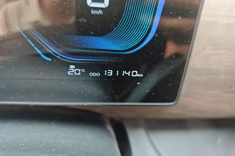Used Ruichi EC75 2024 Pioneer Model I 50.38 kWh Odometer Close Up