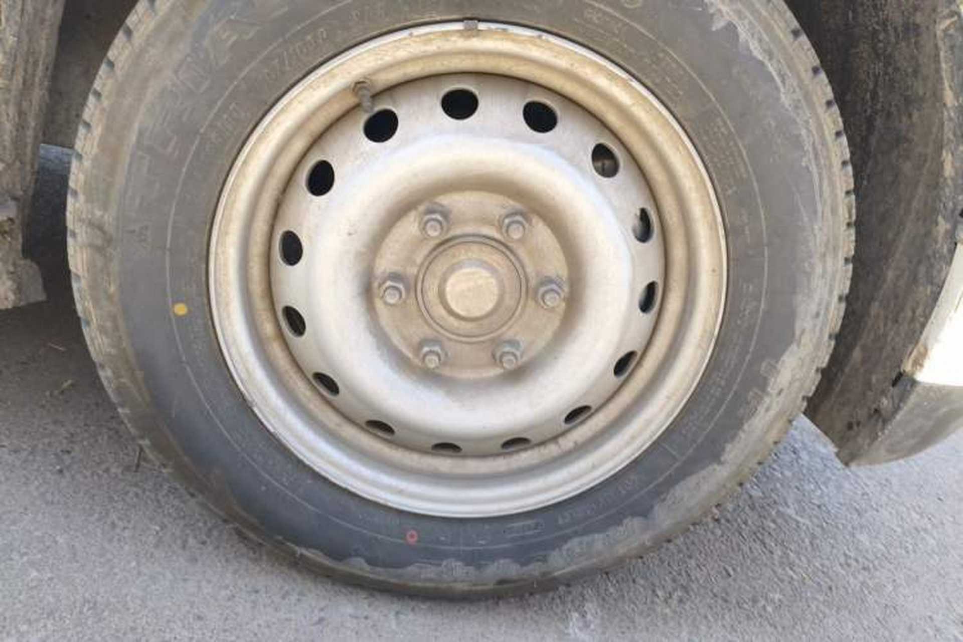 Used Ruichi EC75 2024 Beyond Edition I 50.38 kWh Right Front Wheel Hub