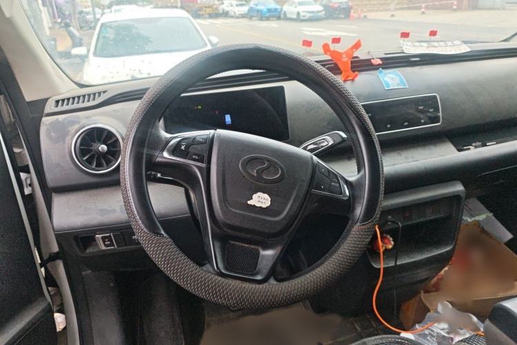 Used Ruichi EC75 2024 Pioneer Model I 41.5 kWh Steering Wheel