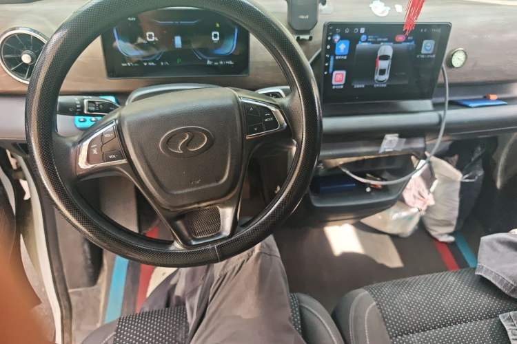 Used Ruichi EC75 2024 Pioneer Model I 50.38 kWh Steering Wheel