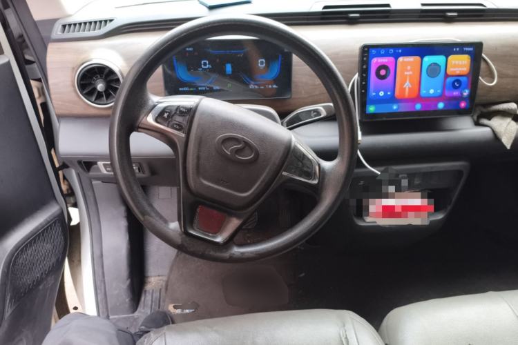 Used Ruichi EC75 2024 Pioneer Model I 50.38 kWh Steering Wheel