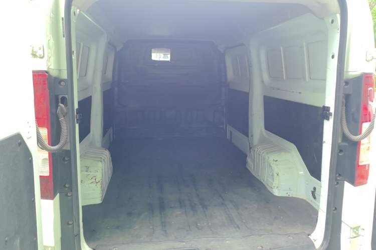 Used Ruichi EC75 2024 Pioneer Model I 50.38 kWh Trunk