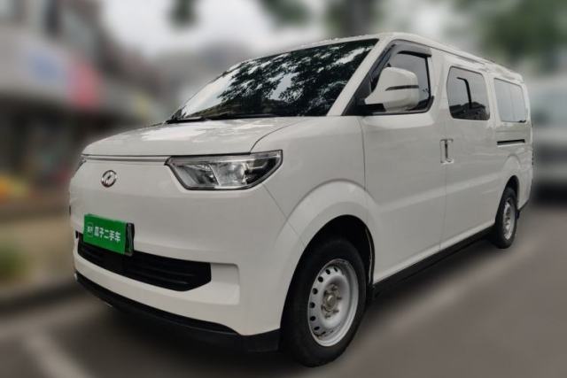 Used Ruichi EC75 2025 Model Passenger Vehicle Smart Driving Ultra-Charging Edition, Pioneer Type I, 52.16 kWh
