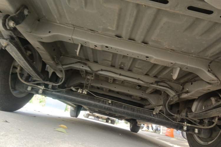 Used Ruichi EC75 2025 Model Passenger Vehicle Smart Driving Edition Pioneer I 41.5 kWh Chassis Rear