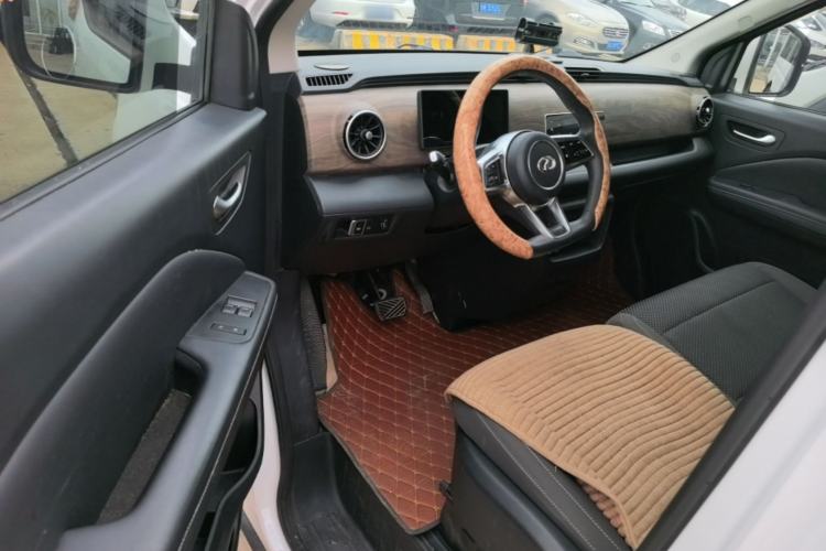 Used Ruichi EC75 2025 Smart Drive Edition Pioneer Type I 50.38 kWh Driver Seat