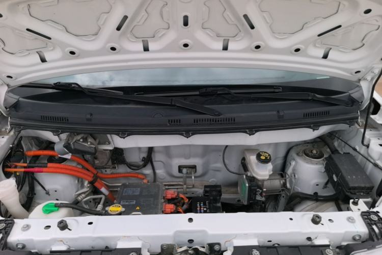 Used Ruichi EC75 2025 Smart Drive Edition Pioneer Type I 50.38 kWh Engine Bay
