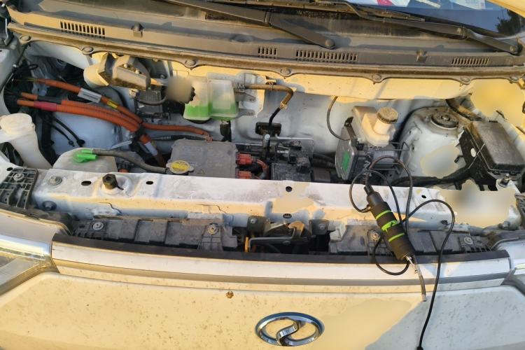 Used Ruichi EC75 2025 Intelligent Driving Ultra-Charging Version Pioneer II Type 50.1 kWh Engine Bay