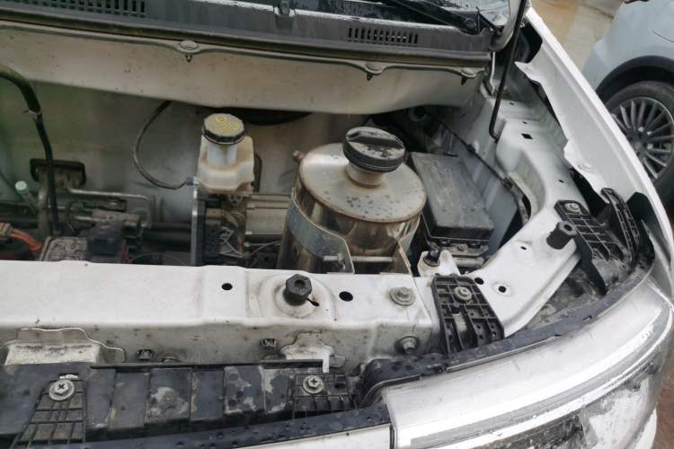 Used Ruichi EC75 2025 Model Passenger Vehicle Smart Driving Edition Pioneer I 41.5 kWh Engine Bay Left