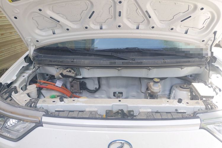 Used Ruichi EC75 2025 SmartDrive Edition Pioneer II 41.86 kWh Engine Bay