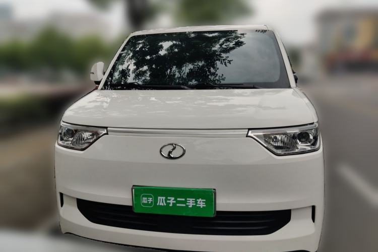 Used Ruichi EC75 2025 Model Passenger Vehicle Smart Driving Ultra-Charging Edition, Pioneer Type I, 52.16 kWh Exterior 1