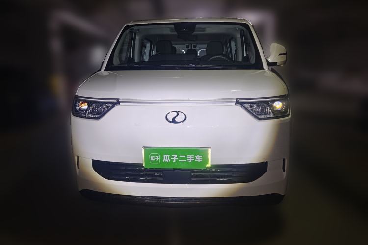 Used Ruichi EC75 2025 Model Passenger Vehicle Smart Driving Ultra-Charging Edition, Pioneer Type I, 52.16 kWh Exterior 1