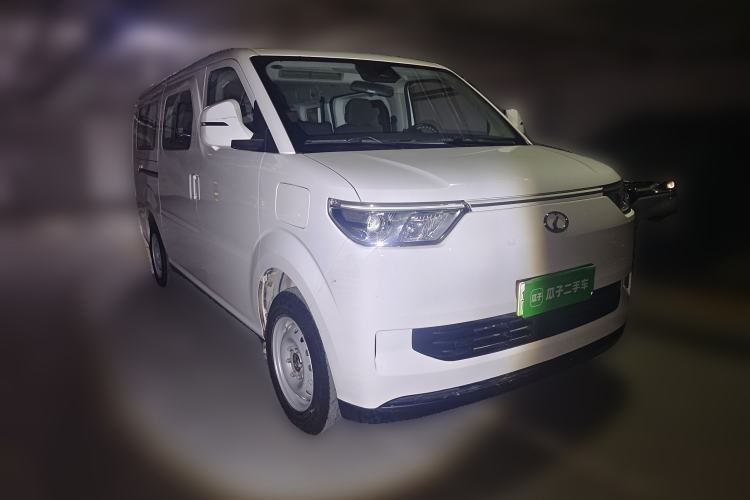 Used Ruichi EC75 2025 Model Passenger Vehicle Smart Driving Ultra-Charging Edition, Pioneer Type I, 52.16 kWh Exterior 2