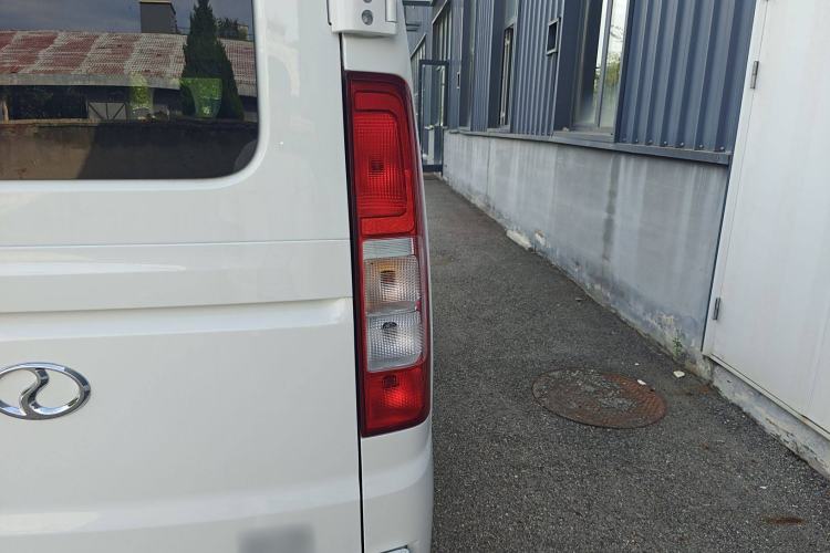 Used Ruichi EC75 2025 Model Passenger Vehicle Smart Driving Ultra-Charging Edition Pioneer II 50.1 kWh Exterior 6