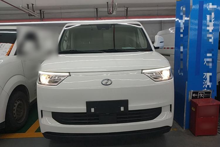 Used Ruichi EC75 2025 Intelligent Driving Ultra-Charging Version Pioneer II Type 50.1 kWh Front