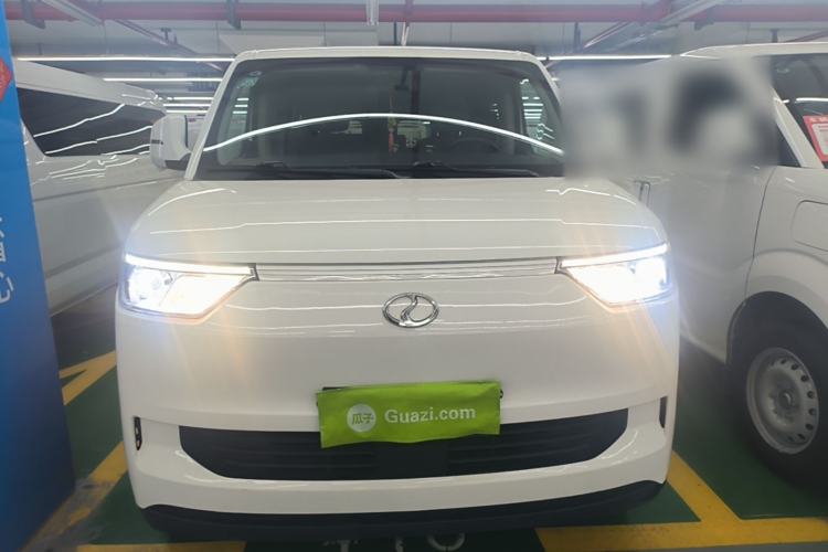 Used Ruichi EC75 2025 Model Passenger Vehicle Smart Driving Ultra-Charging Edition, Pioneer Type I, 52.16 kWh Front