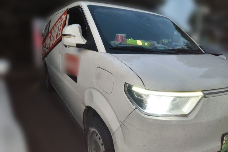 Used Ruichi EC75 2025 Intelligent Driving Ultra-Charging Version Pioneer II Type 50.1 kWh Front Right 45 Deg