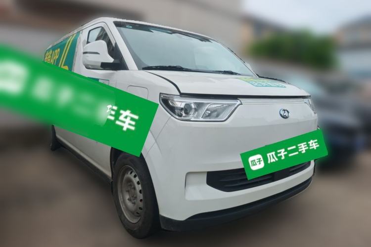 Used Ruichi EC75 2025 Intelligent Driving Ultra-Charging Version Pioneer II Type 50.1 kWh Front Right 45 Deg