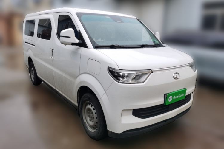 Used Ruichi EC75 2025 Model Passenger Vehicle Smart Driving Edition Pioneer I 41.5 kWh Front Right 45 Deg