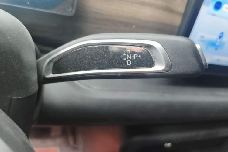 Used Ruichi EC75 2025 Smart Drive Ultra-Charging Version Beyond Edition II 50.1 kWh Gear Lever