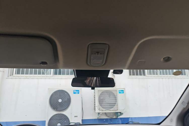 Used Ruichi EC75 2025 Model Passenger Vehicle Smart Driving Ultra-Charging Edition, Pioneer Type I, 52.16 kWh Headliner