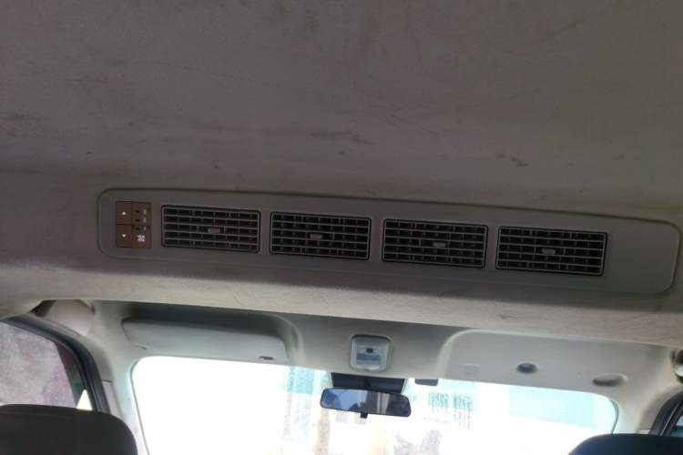 Used Ruichi EC75 2025 Model Passenger Vehicle Smart Driving Edition Pioneer I 41.5 kWh Headliner