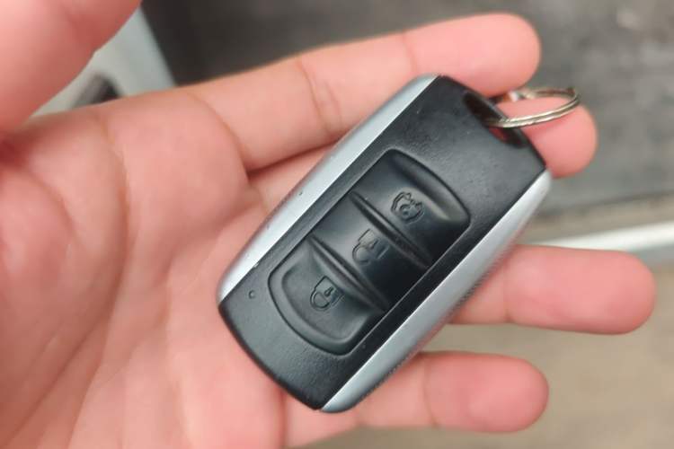 Used Ruichi EC75 2025 Intelligent Driving Ultra-Charging Version Pioneer II Type 50.1 kWh Interior 1