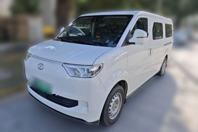 Used Ruichi EC75 2025 Model Passenger Vehicle Smart Driving Ultra-Charging Edition, Pioneer Type I, 52.16 kWh