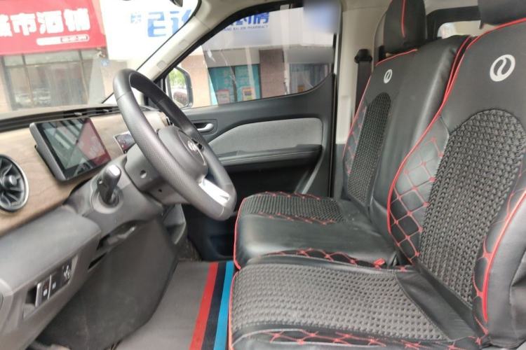 Used Ruichi EC75 2025 Model Passenger Vehicle Smart Driving Ultra-Charging Edition, Pioneer Type I, 52.16 kWh Left Front Seat