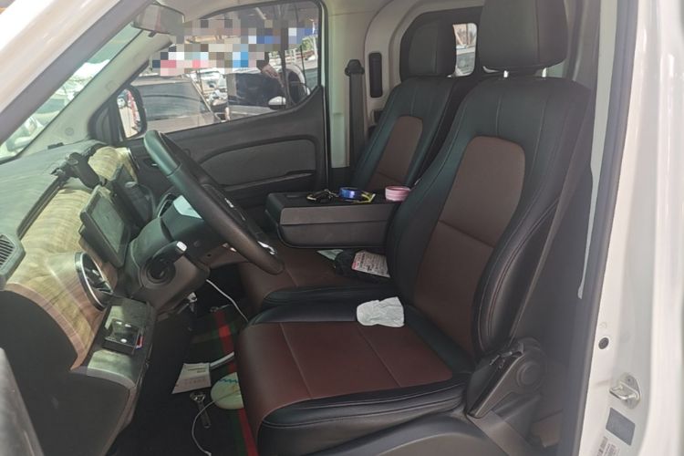 Used Ruichi EC75 2025 Model Passenger Vehicle Smart Driving Ultra-Charging Edition, Pioneer Type I, 52.16 kWh Left Front Seat