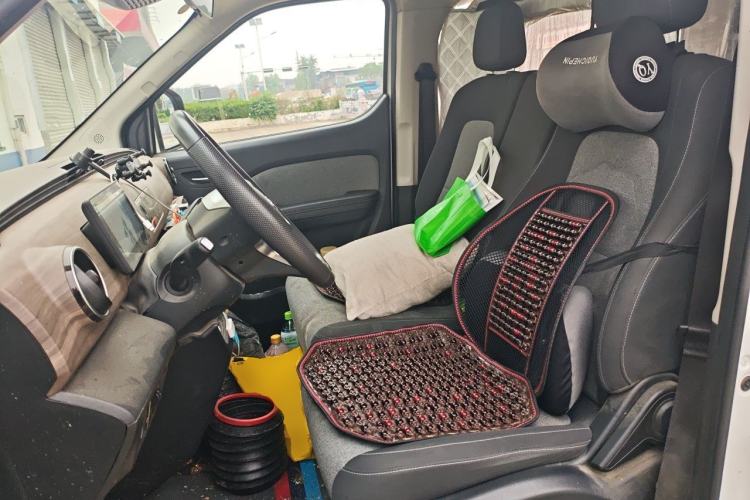 Used Ruichi EC75 2025 Model Passenger Vehicle Smart Driving Ultra-Charging Edition, Pioneer Type I, 52.16 kWh Left Front Seat
