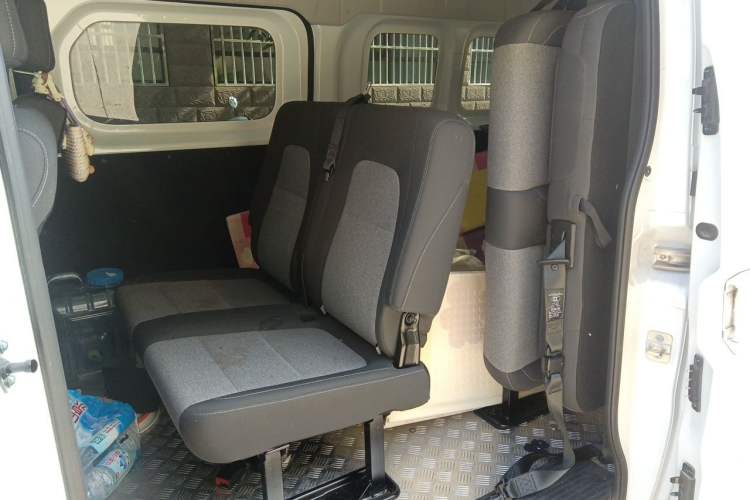 Used Ruichi EC75 2025 Model Passenger Vehicle Smart Driving Edition Pioneer I 41.5 kWh Left Rear Seat