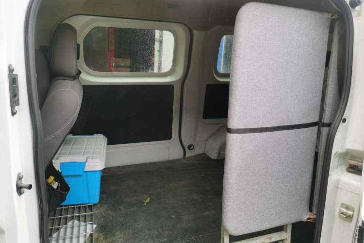 Used Ruichi EC75 2025 Model Passenger Vehicle Smart Driving Edition Pioneer I 41.5 kWh Left Rear Seat